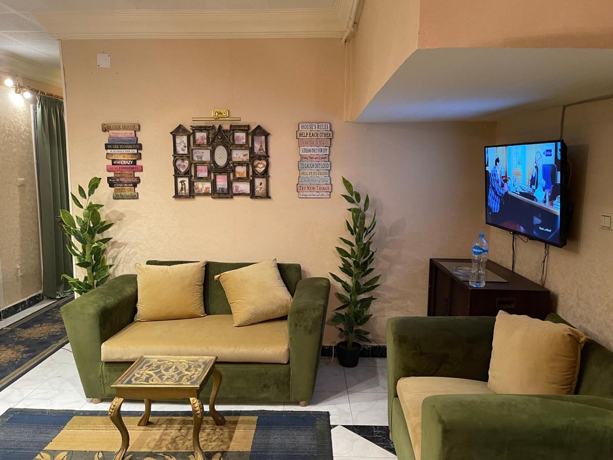 Apartamento Fancy Fully Furnished Close To The Airport Cairo