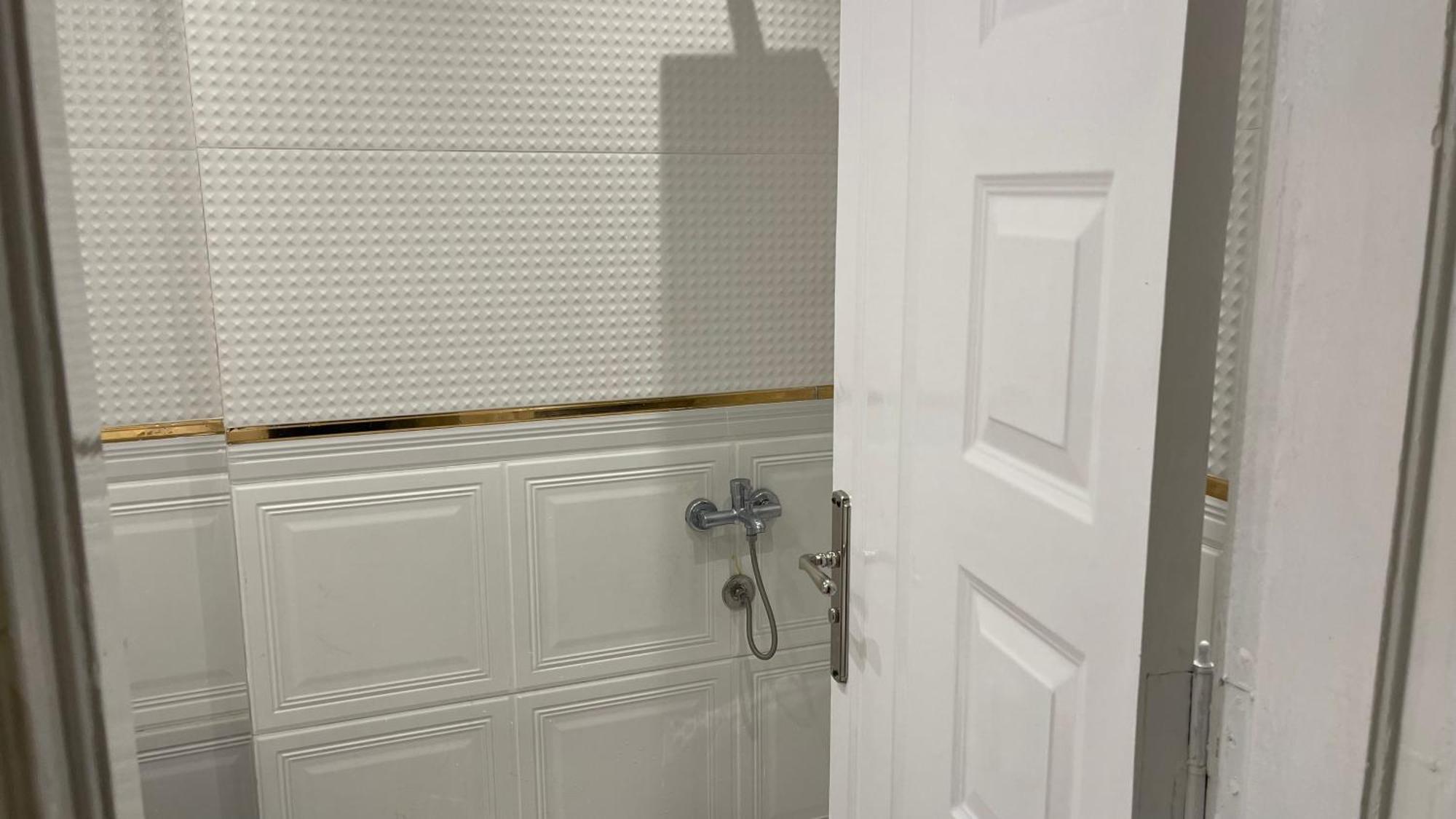 Fancy Fully Furnished Close To The Airport El Cairo