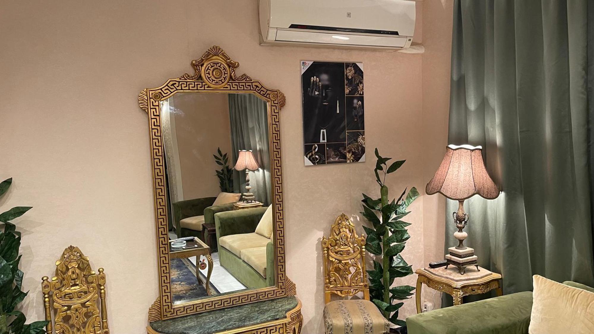 Fancy Fully Furnished Close To The Airport Apartamento *