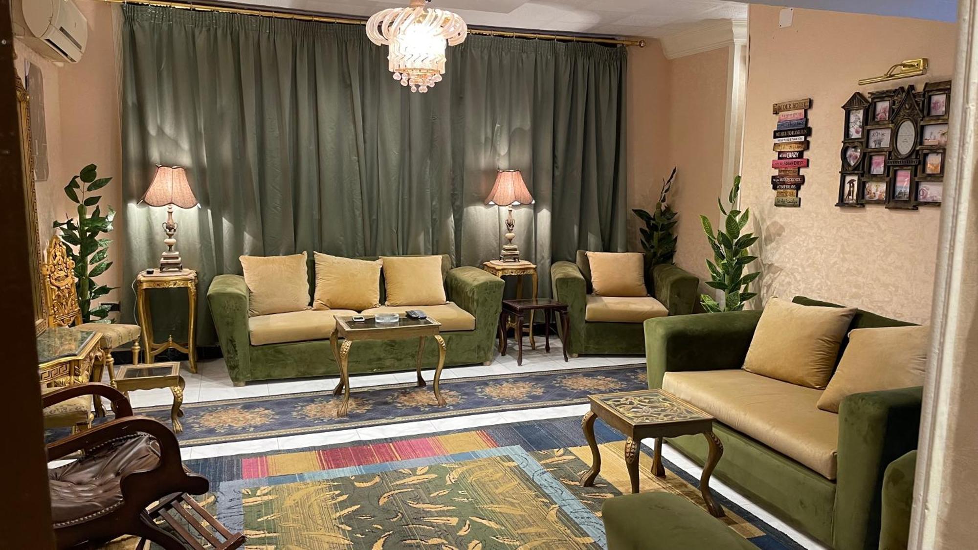 Fancy Fully Furnished Close To The Airport * El Cairo